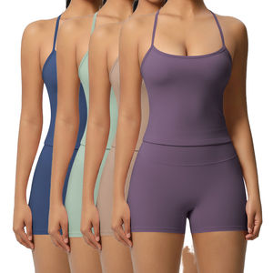 Ensemble de vêtements de sport de haute qualité en 2 pièces, personnalisable en gros, pour femmes, salle de sport, entraînement, sans couture, respirant, anti-transpiration, en spandex/nylon - Product Image 1