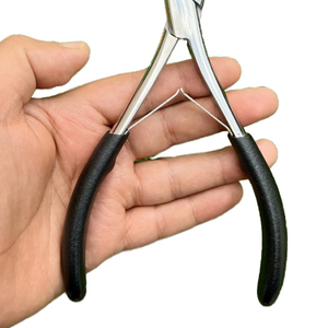 Pinzas para Extensiones de Cabello de Acero Inoxidable IMANS ENTERPRISES Modelo IE-HX-0094 para Extensiones de Cabello Marca Privada Hecho en Pakistán - Product Image 2
