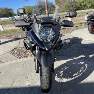 V-Strom 650XT Adventure 2024 - Product Image 1