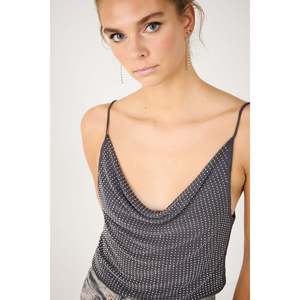 เสื้อคอปกปักลายหิน - Product Image 2