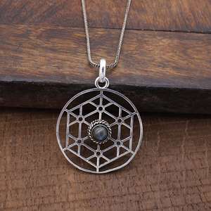 Venta al por mayor labradorita geométrica 925 joyería de plata esterlina colgante collar Unisex accesorio cuerda cadena exclusiva de moda - Product Image 5