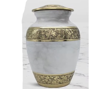 Urnas metálicas con acabados en recubrimientos en polvo, esmalte o lacas protectoras que realzan tanto su belleza como su durabilidad. - Product Image 4