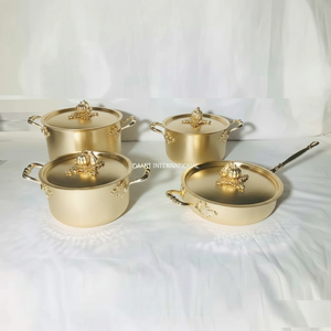 Ensemble de casseroles décoratives pour cuisine moderne, nouvelle collection or, avec casseroles de qualité alimentaire et couvercles à bouton en forme de citrouille - Product Image 1