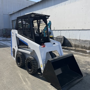<span class=keywords><strong>Mini</strong></span>-chargeuse compacte pour le déneigement, le décompactage, le creusement de fossés, le perçage et la manutention de matériaux dans les espaces confinés - Product Image 3