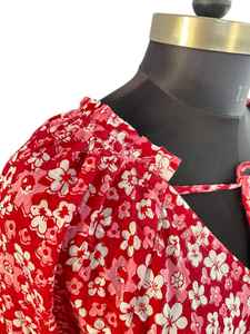 Top Premium con Estampado Floral Rojo para Mujer, Elegante Escote con Amarre, Manga Larga, Estilo Casual y para Fiestas - Product Image 3