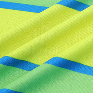 Uniforme de fútbol de poliéster 100% personalizable, ropa de equipo de alta calidad disponible en varios colores personalizados a la venta - Product Image 6