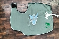 Ensemble de couvertures de concours en polaire pour chevaux, sur mesure et de haute qualité, avec tapis de selle et bonnet d'oreille assortis, fabriqué par Kanpur Equestrian Supplier
