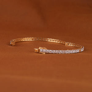 Bracelet de luxe en diamant taillé en laboratoire plaqué or 10KT pour femmes nouveau Design personnalisé Bracelet à breloques classique cadeau d'anniversaire parfait - Product Image 6