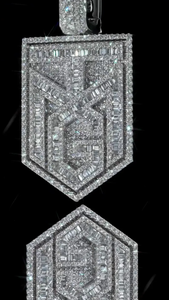 Colgante de lujo con inicial de plata de ley 925, moissanita VVS y diamantes, diseño personalizado, alto brillo, para uso unisex. - Product Image 5