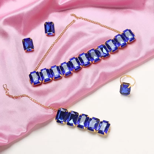 Conjunto de Joyería Fina Kundan Azul con Baño de Oro, con Diamantes de Corte Esmeralda, Circonita y Perla, para Fiestas, Bodas, Compromisos y Regalos - Product Image 1