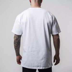 เสื้อยืดผู้ชายแบบใหม่ขายส่ง สตรีทแวร์ บริการ OEM คุณภาพสูง ผ้าฝ้าย 100% เสื้อผ้าผู้ชายสำหรับฤดูร้อน - Product Image 3