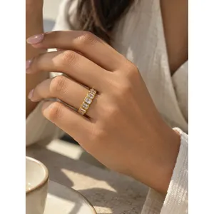 Anillo de Eternidad con Circonita, Chapado en Oro, Ajustable, Estilo Religioso Moderno - Product Image 4