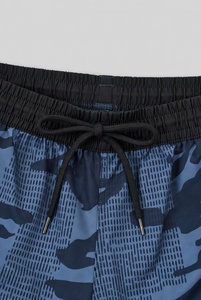 Shorts de sport pour hommes de qualité supérieure, style streetwear, pour la course et la gym, faible MOQ, confortables, motif uni, service OEM disponible, 100% polyester - Product Image 4