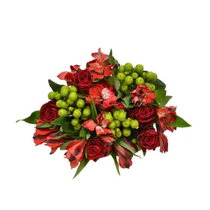 Frisch geschnittene Blumen Kenia nischer Rosen strauß Alstroe meria Hypericum Red Rose Bouquet Einzelhandel Großhandel Lieferant Weihnachts blume