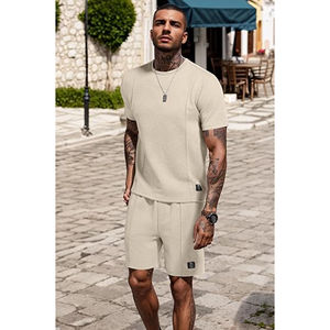 Conjunto de ropa deportiva transpirable ligera para hombre: camiseta de verano elegante y pantalones cortos a juego para hacer ejercicio todos los días o viajar - Product Image 6