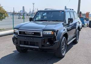 รถยนต์แลนด์ครุยเซอร์ VX ไฮบริด SUV ปี 2026 8 ที่นั่ง ไฟหน้า LED ยาง R20 เกียร์อัตโนมัติ พวงมาลัยซ้าย ภายในตกแต่งด้วยหนัง ขาย - Product Image 3