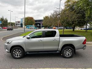 Sử dụng TOYOTA HILUX 2.4 D-4D bất khả chiến bại tự động 4WD Euro 6 (S/S) 4DR (TSS) ghế da phải tự động hộp số - Product Image 2