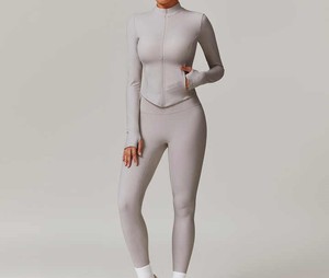 Ensemble de yoga et de fitness pour femmes, nouveau design, solide, respirant, veste de yoga à manches longues, leggings, ensemble de sport 2 pièces - Product Image 4