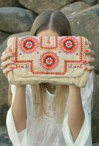 Único estilo bohemio bordado perla noche mano embrague monederos diseño elegante forro al por mayor - Product Image 3