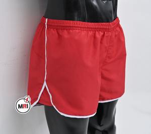 Pantalones cortos lisos rojos atléticos para hombre personalizados al por mayor, mallas de compresión de alta elasticidad, pantalones cortos deportivos de secado rápido para correr, gimnasio y fitness - Product Image 5