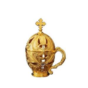 Quemador de incienso de metal con diseño antiguo tradicional perfecto para crear una atmósfera de hogar relajante, espiritual y aromática - Product Image 4