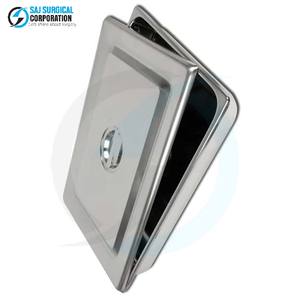 Plateau à instruments manuel autoclavable en acier inoxydable avec couvercle, utilisation polyvalente pour la stérilisation et le stockage sécurisé des instruments - Product Image 4