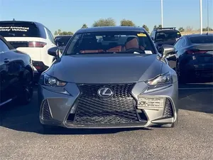 Lexus IS 300 Base 2017 d'occasion en bon état - Product Image 5