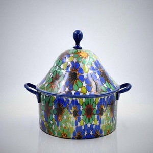 หม้อและหม้อปรุงอาหารไม้สวยงามดีไซน์ร่วมสมัยพร้อมผิววอลนัทสำหรับใช้ในบ้านและในโรงแรม - Product Image 1