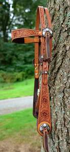 Brida de Cuero para Caballo Estilo Occidental con un Hermoso Diseño, Hecha a Mano con Cuero Genuino - Product Image 2