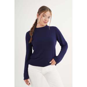 Suéter de punto fino azul marino con cuello redondo para mujer, diseño al por mayor - Product Image 3