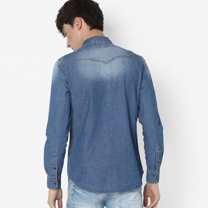 Chemise en jean originale en coton au design vintage pour hommes, élégante coupe régulière, respirante, logo personnalisé imprimé, état neuf 230GSM - Product Image 3