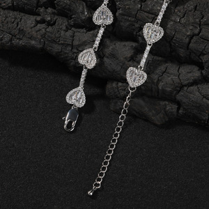 Ensemble collier et bracelet cœur serti de zircone cubique 5A taille baguette, chaîne tennis en zircone cubique en forme de cœur de 10 mm pour hommes et femmes - Product Image 4