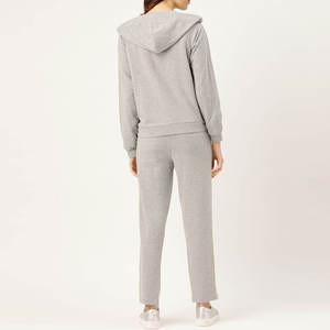 Chándal de invierno de alta calidad para mujer con logotipo personalizado, estilo de tendencia ligero, transpirable y de secado rápido, todos los tamaños disponibles - Product Image 3