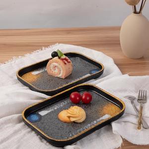 Luxueux plateau de service en marbre noir avec bordure dorée élégante, parfait pour la décoration intérieure, la cuisine et l'affichage de table élégant - Product Image 5