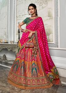 เสื้อเบลาส์นักออกแบบผ้าไหม Banarsi และผ้าไหม Banarasi บริสุทธิ์ dupatta lehenga Choli - Product Image 5