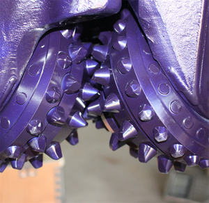 Thương hiệu <span class=keywords><strong>kingdream</strong></span> 444mm <span class=keywords><strong>tricone</strong></span> bit iadc537 với kim loại mang cho hard rock khoan - Product Image 1