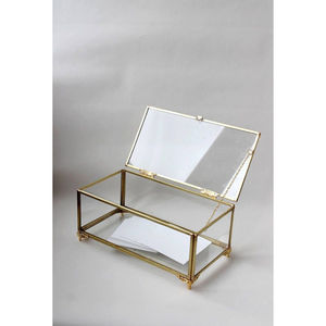 Boîte de présentation en laiton et verre à finition antique avec bords élégants, organisateur de rangement pour bijoux en métal et verre transparent pour la maison - Product Image 4