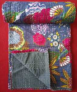 Hermosa colcha Vintage acolchada de algodón hecha a mano india, manta cómoda de gran tamaño con textura impresa múltiple - Product Image 2