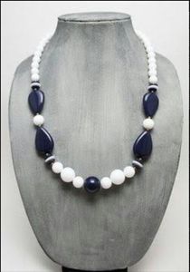 Simple Resin Bead Necklace Everyday Wear - Product Image 2