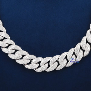 Elegante cadena de eslabones cubanos en plata de ley 925 con diamantes hechos en laboratorio Iced Out Hip Hop Diseño personalizado Nombre Lock Collares - Product Image 4