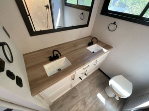 Nueva caravana Jayco E-a-g-l-e H-t 265FKDS 2026 en venta para camping y viajes - Product Image 6