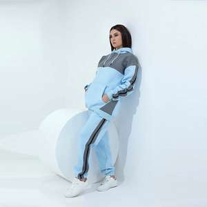 Ensemble de survêtement pour femme d'hiver 2025, respirant, à séchage rapide, imprimé unique, en toile, taille plus, pour l'entraînement - Product Image 2