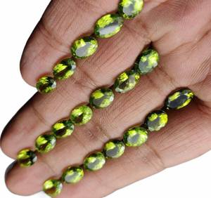 100% peridoto Natural piedra preciosa suelta Color verde corte ovalado precioso peridoto piedra preciosa calidad increíble corte brillante piedras preciosas sueltas - Product Image 1