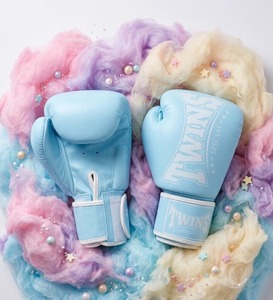 Guantes de Boxeo Twins Último Modelo, Totalmente Estampados, Profesionales de Muay Thai, Cuero Genuino de Vaca, Protección UV, Entrenamiento de Muñeca - Product Image 5