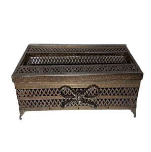 Boîte de rangement pour serviettes rectangulaire verte et dorée Porte-mouchoirs en métal artistique avec porte-serviettes de qualité Brotch - Product Image 3