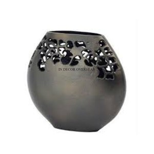 Fancy Unique Designer High Standard Quality Metal Made Silver Shiny Pulido Boda y fiestas Centro de mesa Florero - Product Image 6