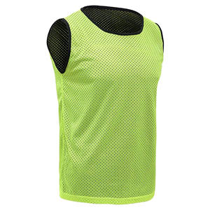 Chaleco de entrenamiento de fútbol transpirable personalizado Pinnies de fútbol, chaleco de fútbol barato, chaleco de fútbol de malla, Baberos de entrenamiento reversibles de fútbol - Product Image 2