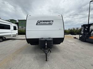 Nouvelle caravane Keystone C-o-l-e-m-a-n 19R 2026 avec salle de bain intérieure, cuisine, système solaire pour les voyages en famille, les voyages sur route, les camping-cars - Product Image 4