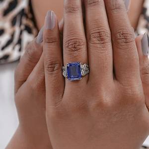 แหวนหมั้นเพชรเม็ดเดี่ยวสีทองและสีเงินมรกตสีฟ้า6ctw ไม่เหมือนใครเหมาะสำหรับเป็นของขวัญแนววินเทจ - Product Image 3