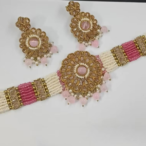 Diseño de flores elegante chapado en oro tradicional Motipearl & Drop Kundan tachonado gargantilla collar pendiente Mangtika conjunto de joyería SetWomen - Product Image 1